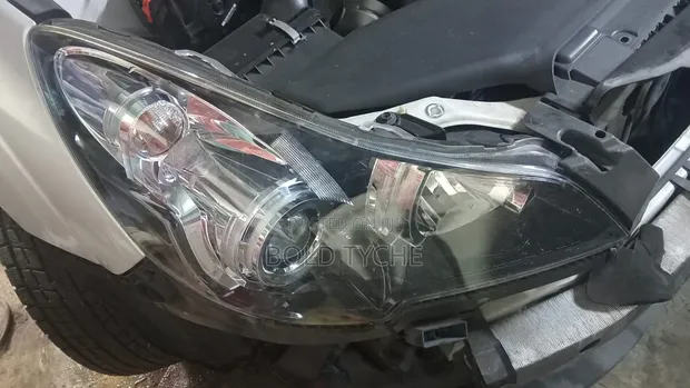 Subaru Legacy BR9 Headlight - 1