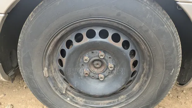 Magurudumu Asili ya Mercedes-Benz (Inch 15) - 1