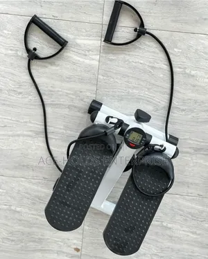 Brand New Mini Stepper with Resistance Bands (135kg Max)