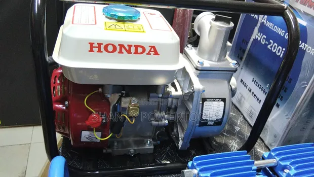 Honda 7.5 HP Four-Stroke Gasoline Water Pump - 1
