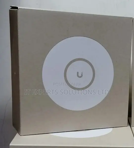 Ubiquiti U7 Lite Access Point - 1