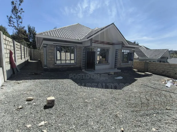3 Bedroom Bungalow with Ensuite SQ in Ngong, Merisho - 1