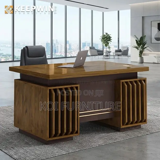 Executive Urbans Desk - 140cm Golden Top - 1