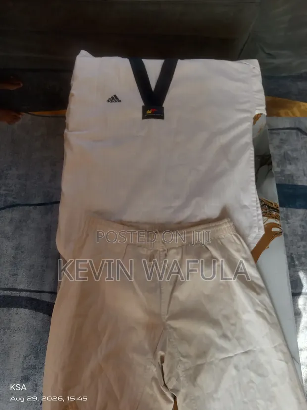 Used Taekwondo Dobok - Adidas - 1