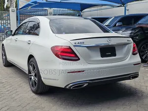 Mercedes-Benz E400 4Matic 2018 - Off White