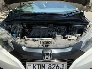 Honda Vezel 2016