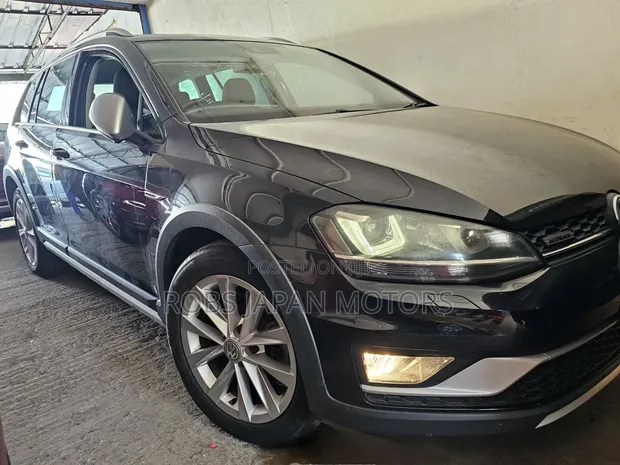 Volkswagen Golf Alltrack 2018 Nyeusi - 1
