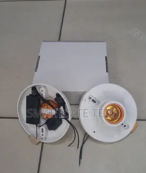 Hidden WiFi Camera Bulb Holder - Indoor Security Camera