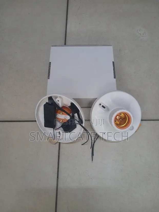 HD WiFi Bulb Socket Camera - Remote Monitoring - 1
