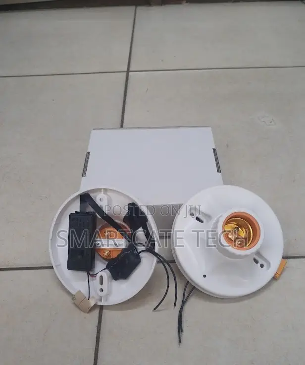 360° WiFi Bulb Holder Spy Camera - HD Vision - 1