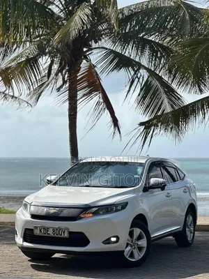 Toyota Harrier 2015 - White