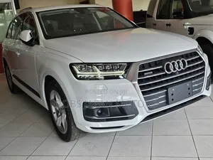 Audi Q7 2018 Off-White