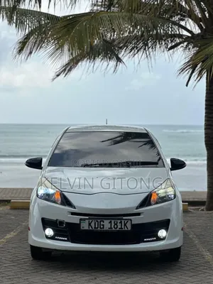 Toyota Vitz RS Sport 2015