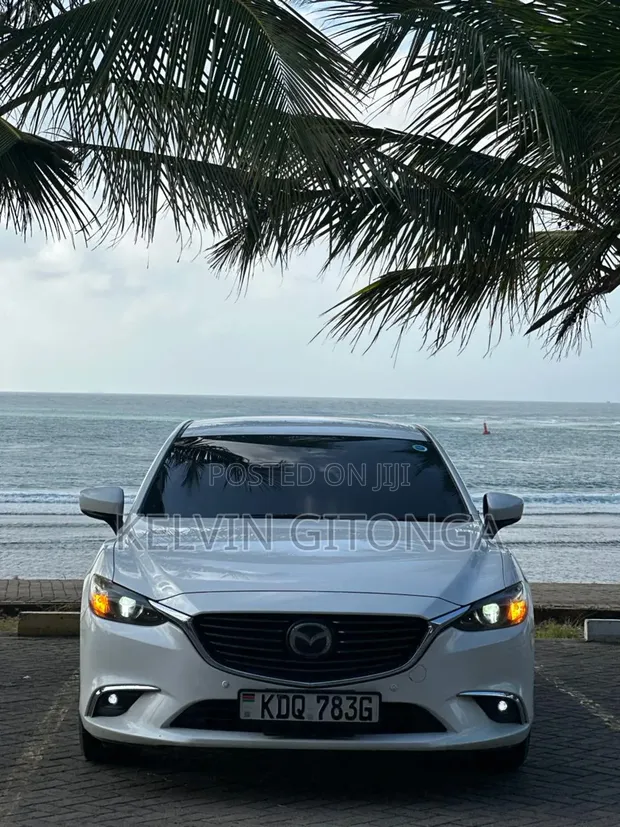 Mazda Atenza 2018 White - 1