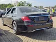 Mercedes-Benz E200 2019 Nyeusi - 4