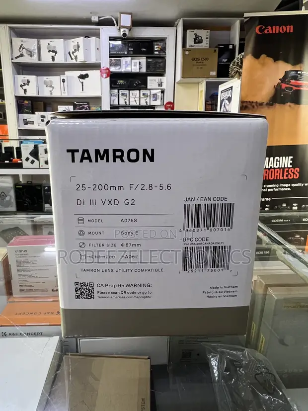 Tamron 25-200mm F/2.8-5.6 Di III VXD G2 Lens (Sony E) - 1