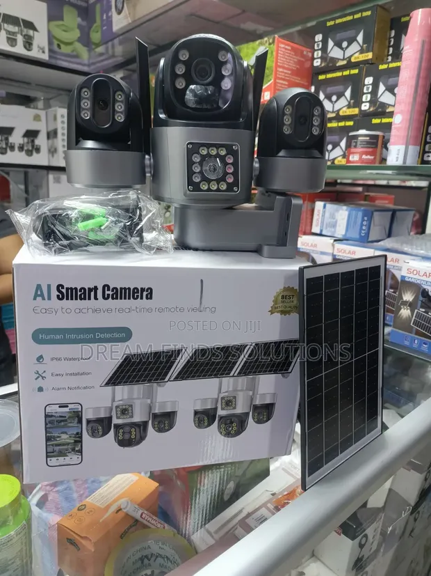 AuraSync Triple-Lens 4G Solar Camera - 1
