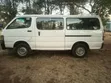 Toyota HiAce 2006 Nyeupe - 2