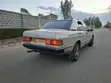 Mercedes-Benz E200 1996 Silver - 2