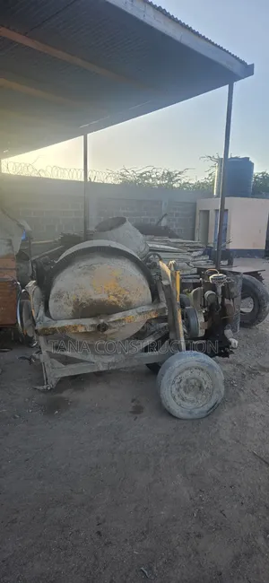 Concrete Mixer Kukodisha - 300L - Kiambu