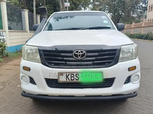 Toyota Hilux 2012 Single Cab - 1