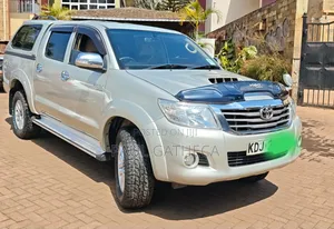 Toyota Hilux Double Cab 2015