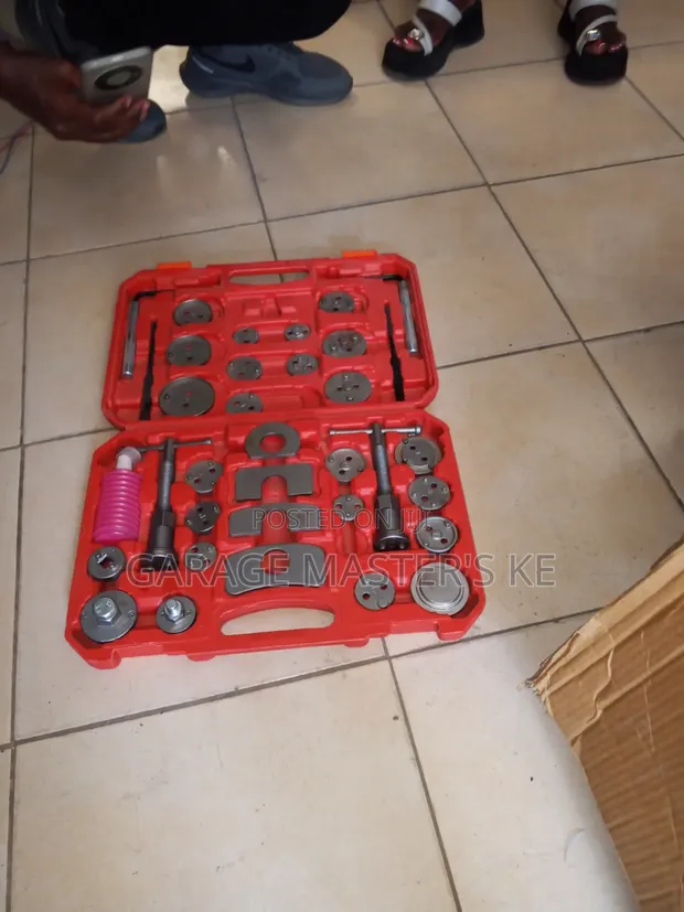 Commercial Brake Caliper Wind-Back Tool Kit - 1