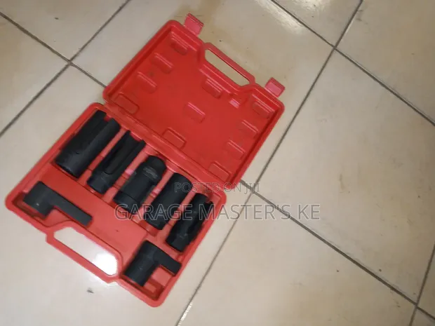 Brand New Italian Oxygen Sensor Socket Kit - 1