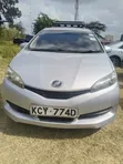 Toyota Wish 2012 Silver - 2