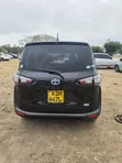 Toyota Sienta 2016 Hybrid - 1