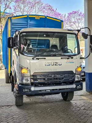 Isuzu FRR90 Lori Jipya 2026 Nyeupe