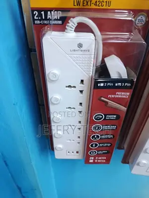 Lightwave 4-Way Extension with USB & Type-C Fast Charging