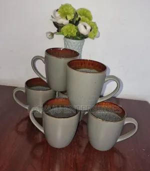 Seti ya Mugs 6 za Ceramic