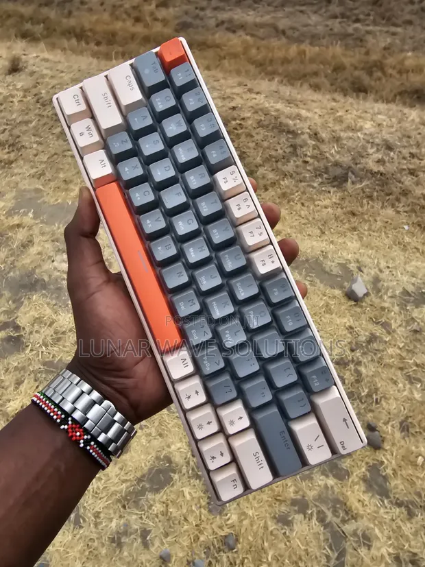 T-Wolf T30 Wireless Mechanical Gaming Keyboard RGB - 1