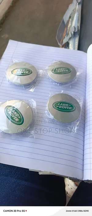 4pc Land Rover Centre Wheel Caps (Green/Gold Logo)