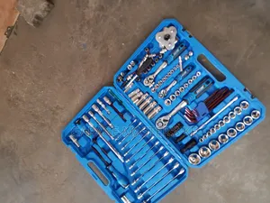 Brand New 121-Piece Italian Tool Box
