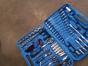 121-Piece Professional Tool Set