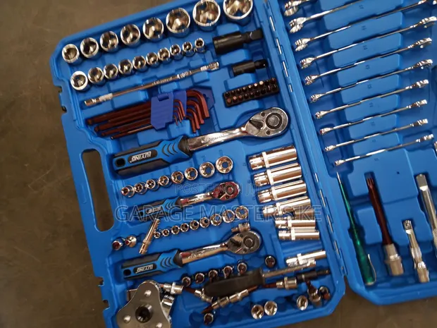Brand New 121-Piece Tool Box Set - 1