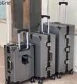 Luxurious Managerial Aluminum Spinner Suitcase - 2