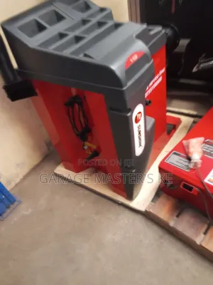 Sunshine Italy S828 Tyre Balancer Machine