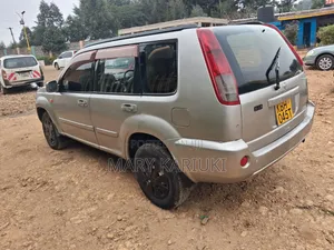 Nissan X-Trail Automatic