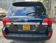 Toyota Land Cruiser 4.6 V8 ZX 2012 Nyeusi - 5