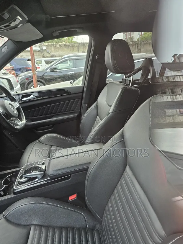 Mercedes-Benz GLE 43 AMG 2018 Nyeusi Matt - 1