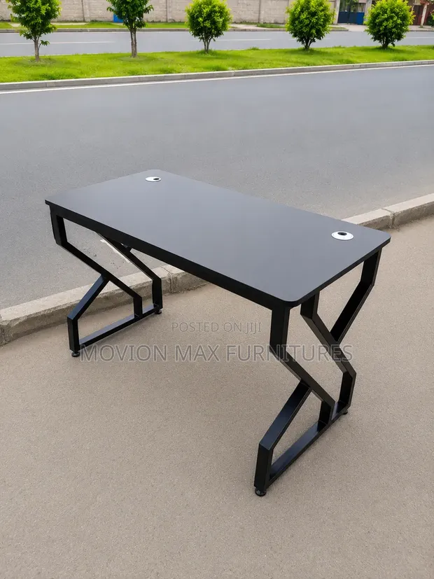 Boss Office Products Metallic Stand Office Table - 1