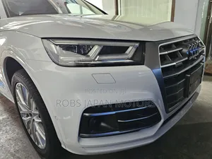 Audi Q5 2.0T Premium AWD quattro 2019 - Nyeupe
