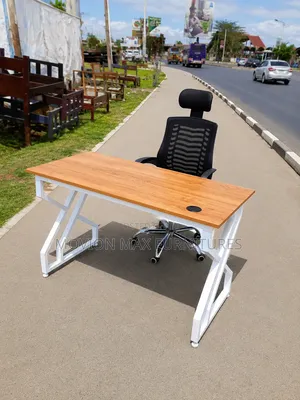 Seti ya Dawati na Kiti cha Kisasa cha Ofisi