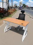 Boss Office Products Meza ya Ofisi ya Metallic - 1