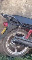 TVS HLX Plus ES 2018 Red - 4