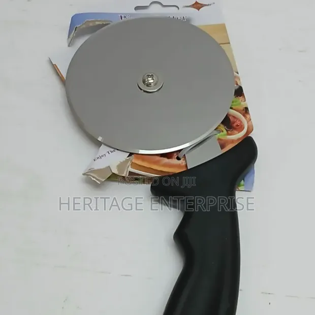 Pizza Cutter with Black Handle - 1