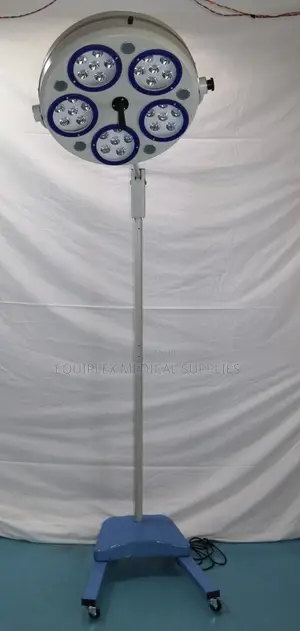 5-Bulb LED Mobile Theatre Light